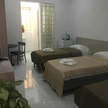 Bed & Breakfast St George Central 3*